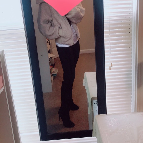 MK Boots - Picture 6 of 7